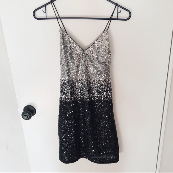 Nasty Gal Dresses & Skirts - NWT Nasty Gal Sequin Ombré Strappy Dress